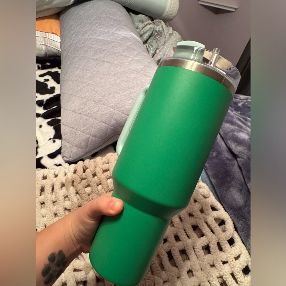 Green Stanley - image 3